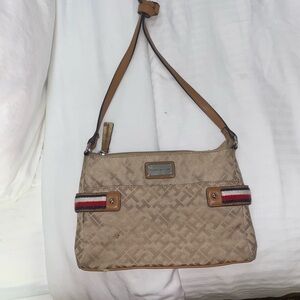 Tommy Hilfiger baeige shoulder bag
